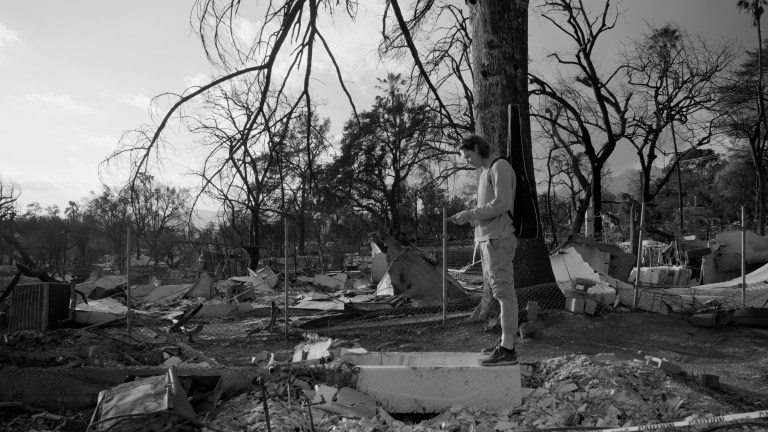 Altadena fire Miles on bath